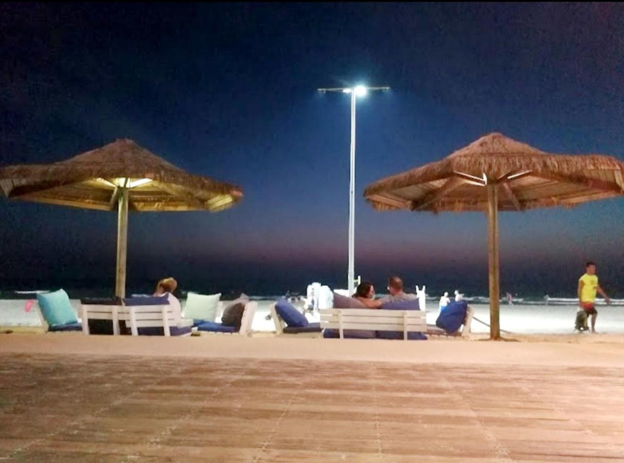 612 Apartment On The Beach Bat Yam Exterior photo