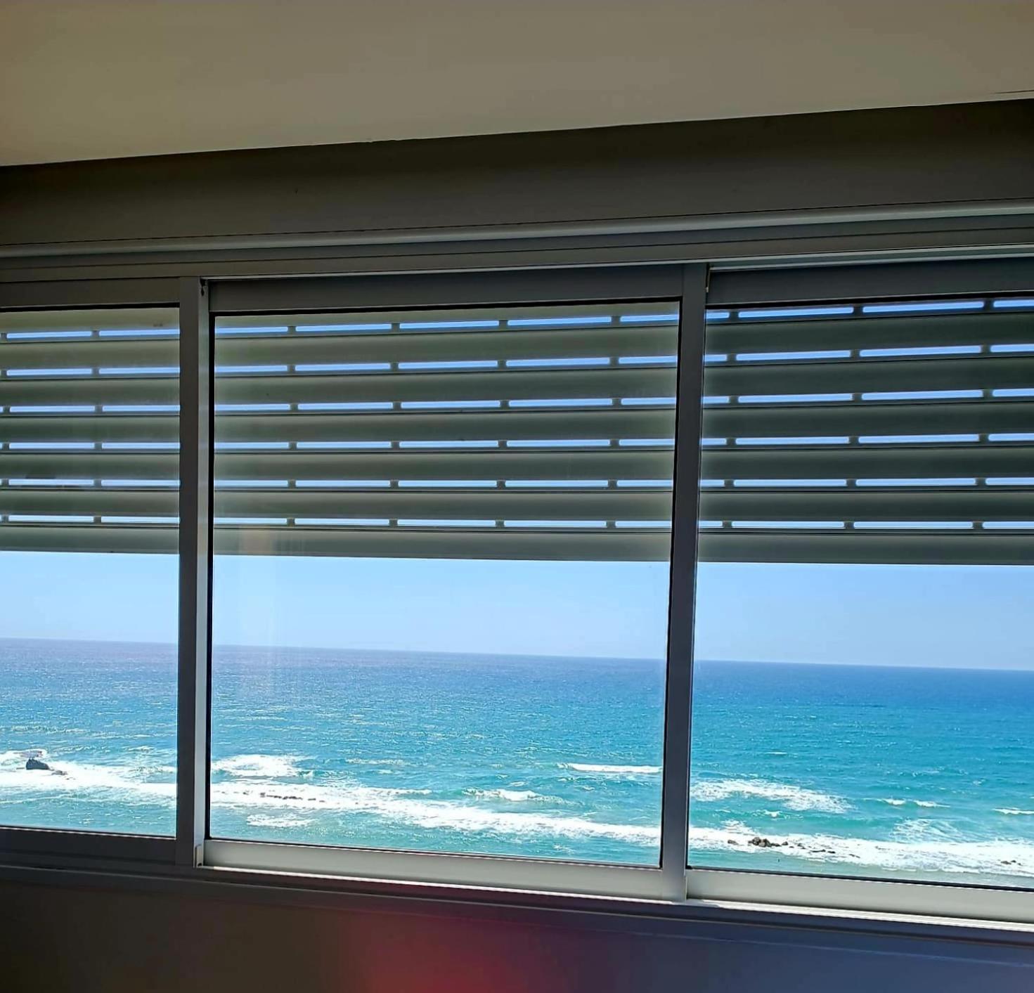 612 Apartment On The Beach Bat Yam Exterior photo